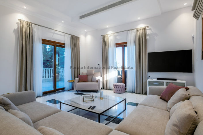 Image No.17-6 Bed Villa for sale