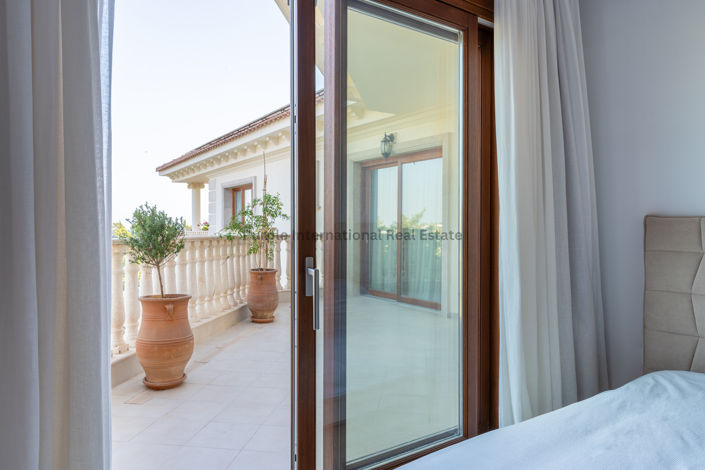 Image No.34-6 Bed Villa for sale