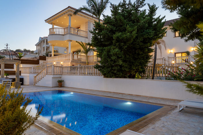 Image No.42-6 Bed Villa for sale