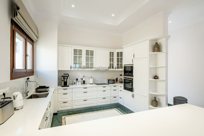 Image No.6-6 Bed Villa for sale