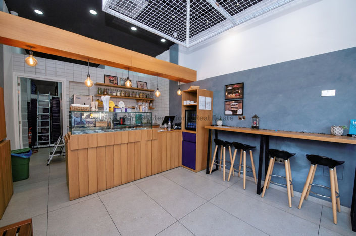 Image No.4-2 Bed Commercial for sale