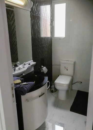 Image No.10-5 Bed Villa for sale