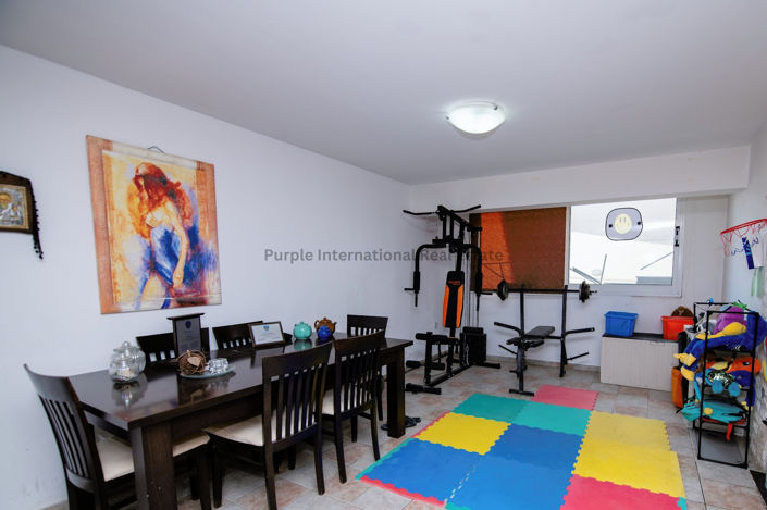 Image No.9-6 Bed Property for sale