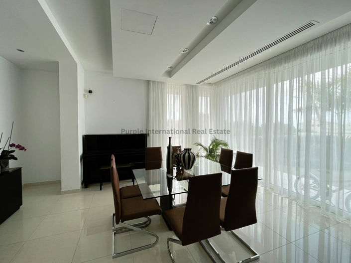 Image No.5-5 Bed Villa for sale