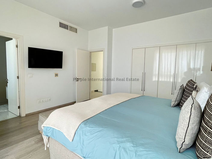 Image No.8-5 Bed Villa for sale