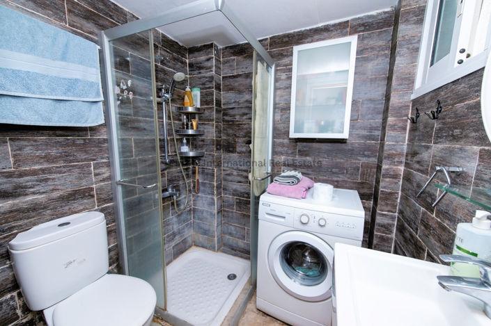 Image No.11-2 Bed Land for sale