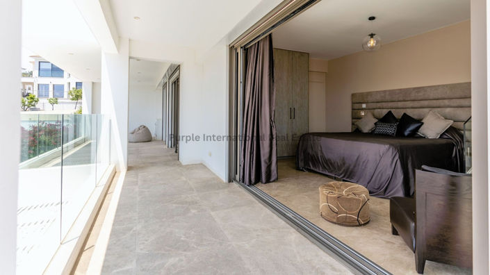 Image No.12-5 Bed Villa for sale