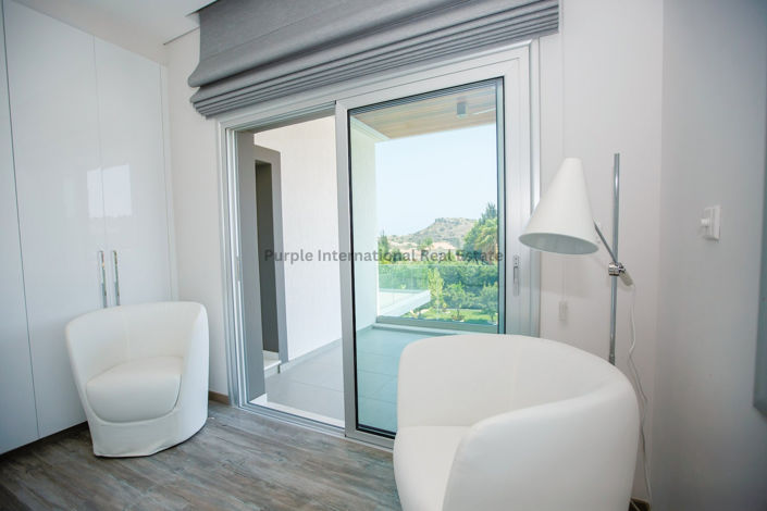 Image No.13-4 Bed Villa for sale