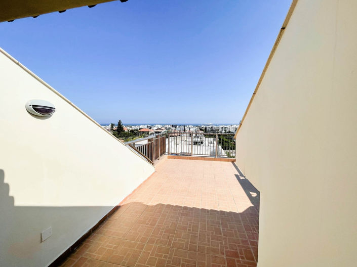 Image No.5-7 Bed Villa for sale