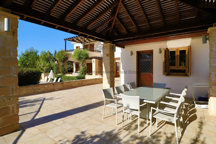 Image No.5-5 Bed Villa for sale