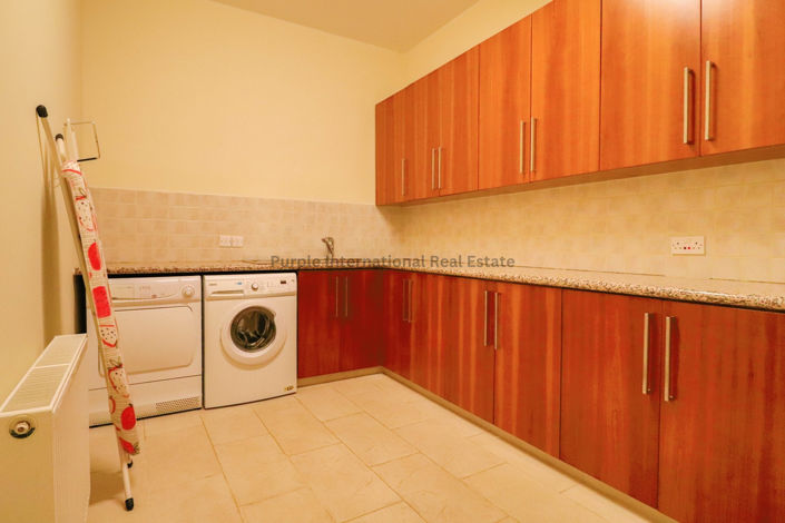 Image No.9-5 Bed Villa for sale