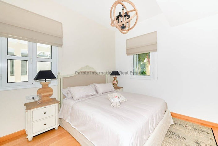 Image No.7-3 Bed Villa for sale