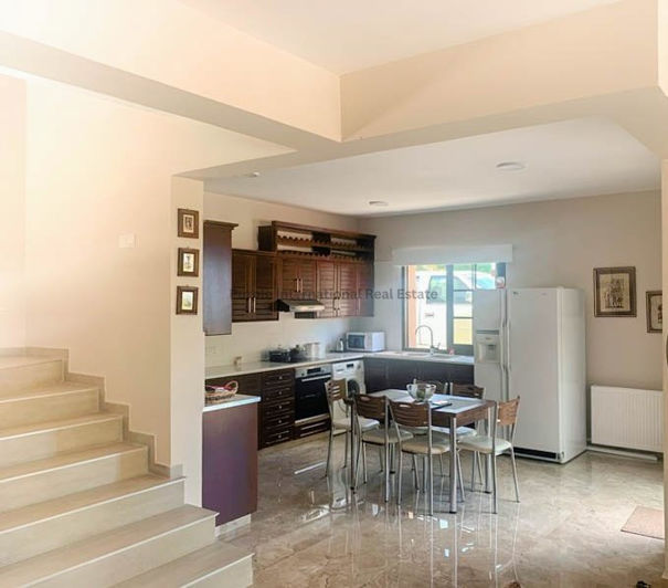 Image No.6-3 Bed Villa for sale