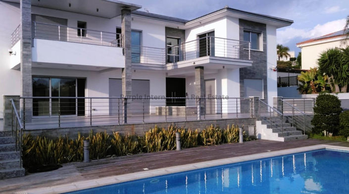 Image No.1-4 Bed Villa for sale