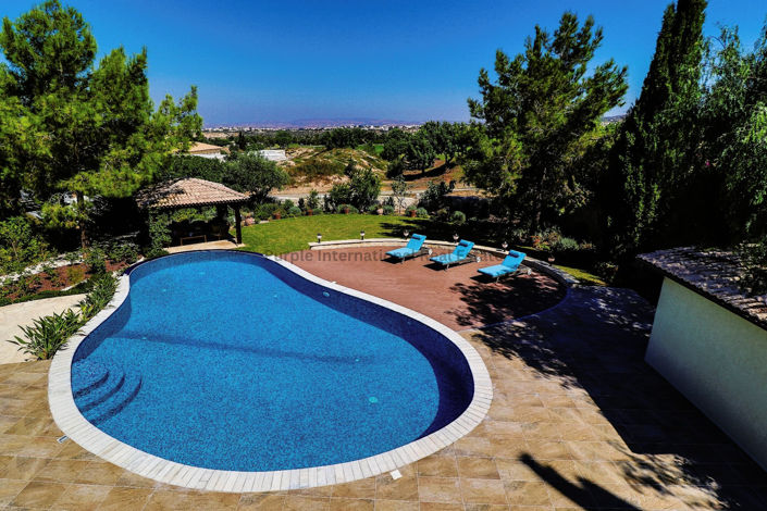 Image No.10-5 Bed Villa for sale