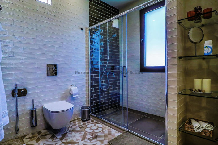 Image No.13-5 Bed Villa for sale