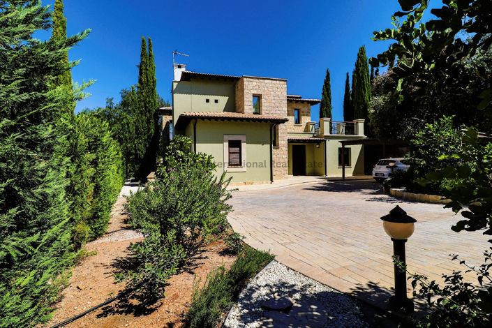 Image No.30-5 Bed Villa for sale