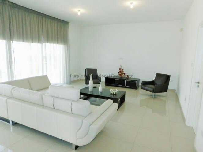 Image No.2-3 Bed Villa for sale