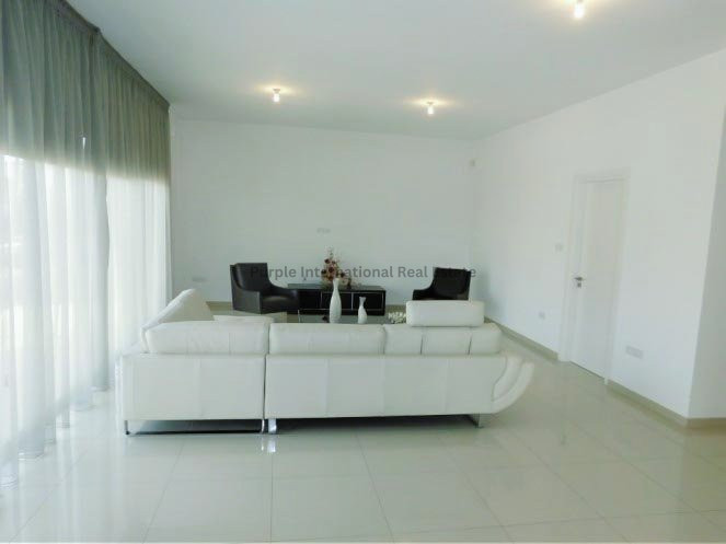 Image No.8-3 Bed Villa for sale