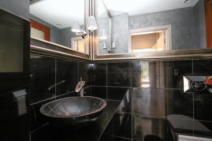 Image No.21-6 Bed Villa for sale