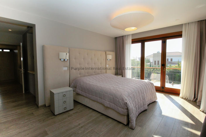 Image No.22-6 Bed Villa for sale