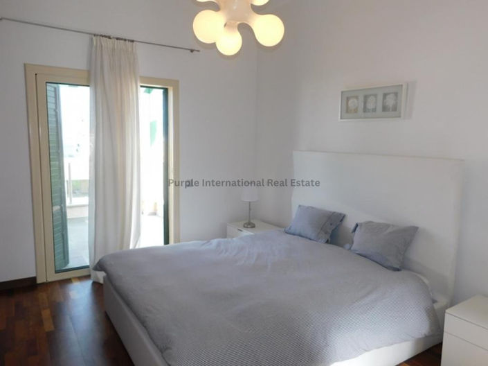 Image No.11-3 Bed Villa for sale