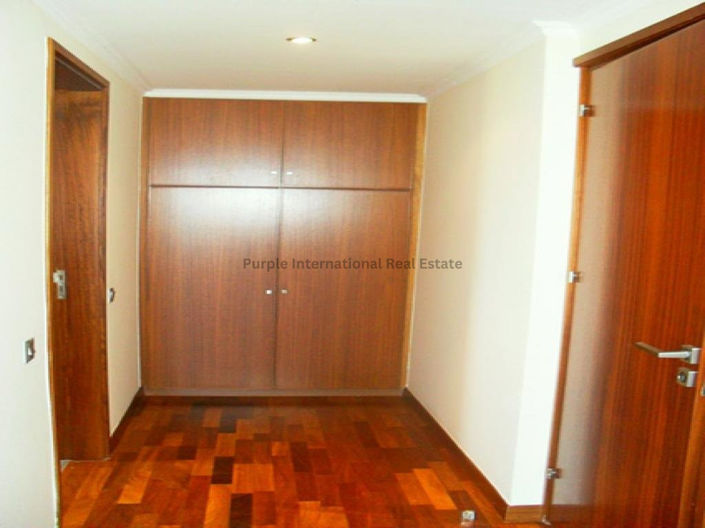 Image No.10-4 Bed Villa for sale