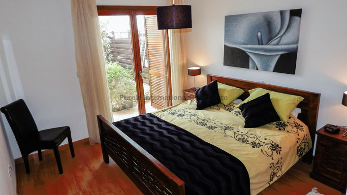 Image No.10-3 Bed Villa for sale