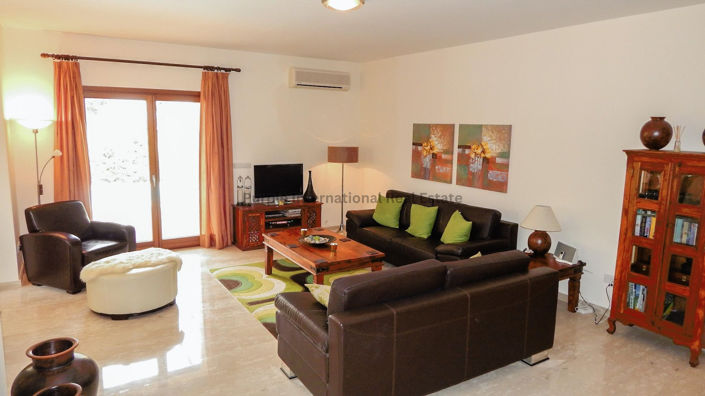 Image No.2-3 Bed Villa for sale