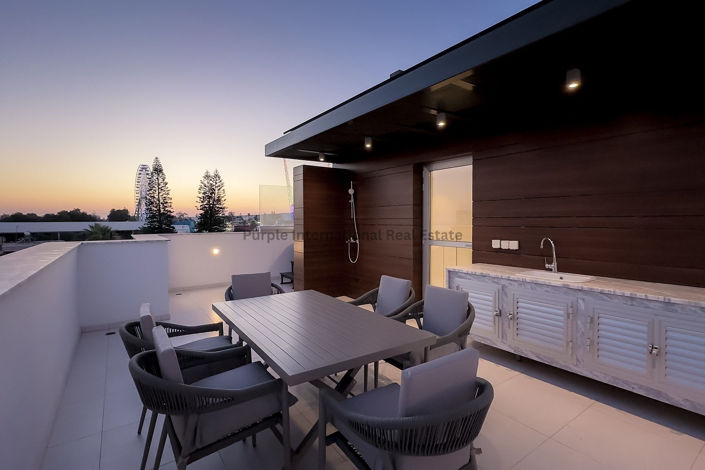 Image No.5-4 Bed Villa for sale