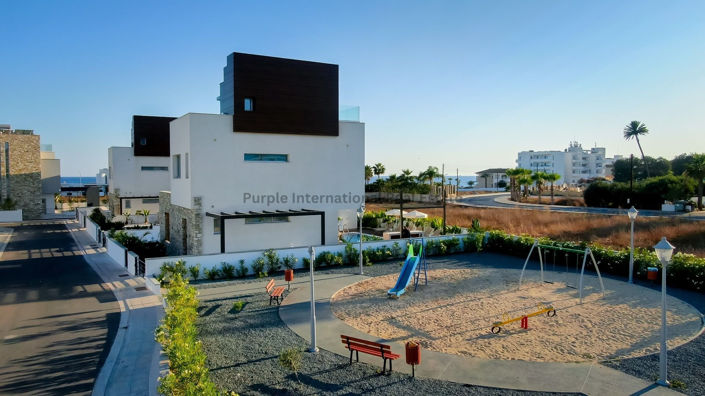 Image No.11-4 Bed Villa for sale