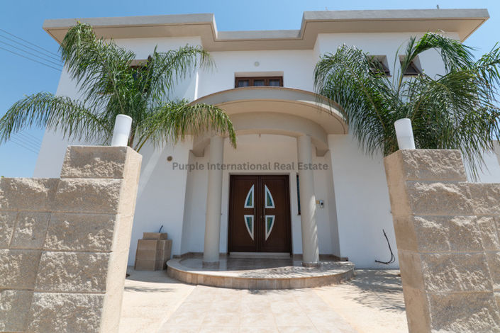 Image No.6-4 Bed Villa for sale