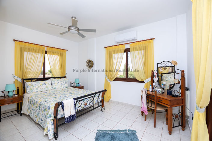 Image No.14-3 Bed Villa for sale