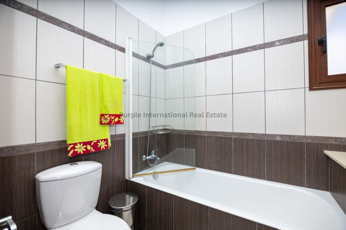 Image No.20-3 Bed Villa for sale