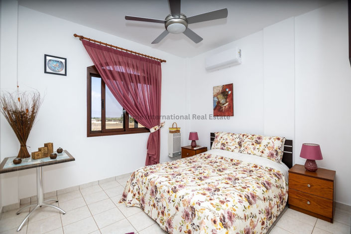 Image No.23-3 Bed Villa for sale