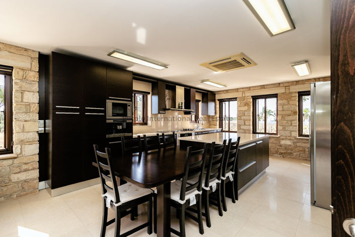 Image No.16-6 Bed Villa for sale