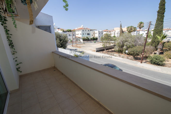 Image No.5-2 Bed Townhouse for sale