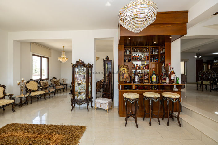 Image No.6-4 Bed Villa for sale