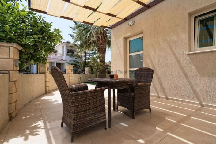 Image No.11-6 Bed Villa for sale