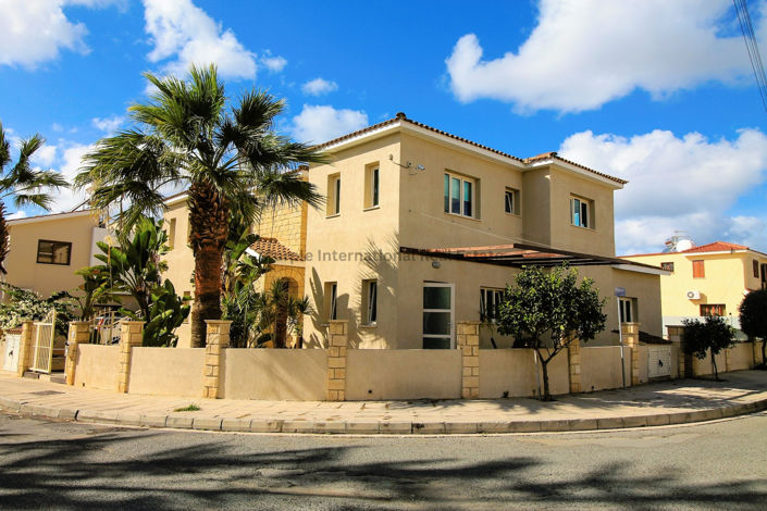 Image No.36-6 Bed Villa for sale