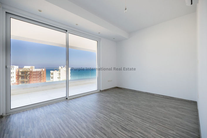 Image No.15-4 Bed Apartment for sale