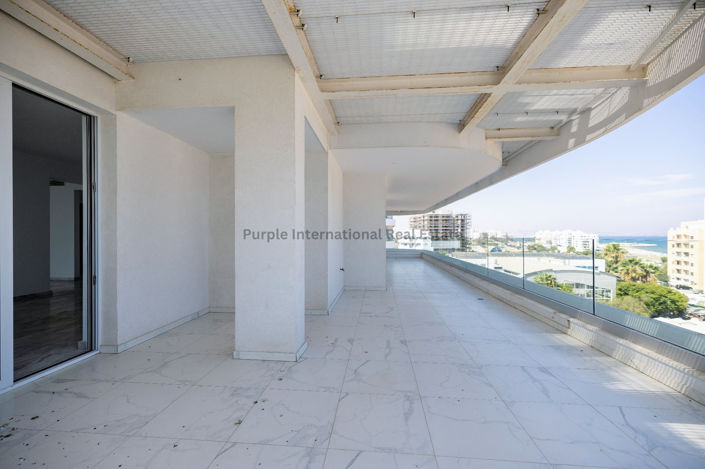 Image No.22-4 Bed Apartment for sale