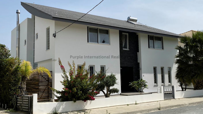 Image No.49-5 Bed Villa for sale