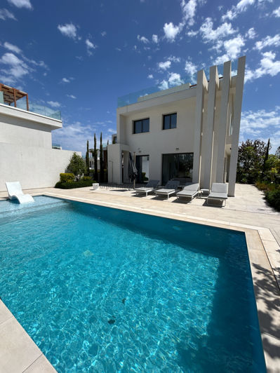 Image No.3-3 Bed Villa for sale