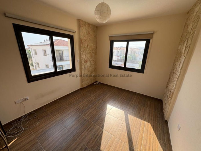 Image No.10-3 Bed Villa for sale