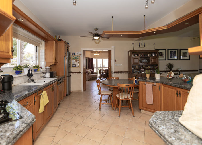 Image No.11-4 Bed Villa for sale