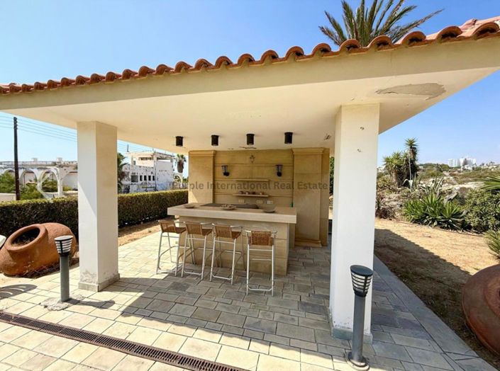 Image No.17-5 Bed Villa for sale