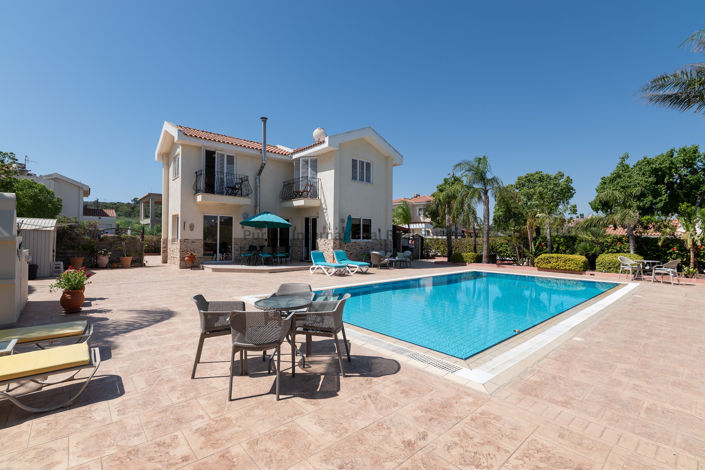 Image No.1-3 Bed Villa for sale