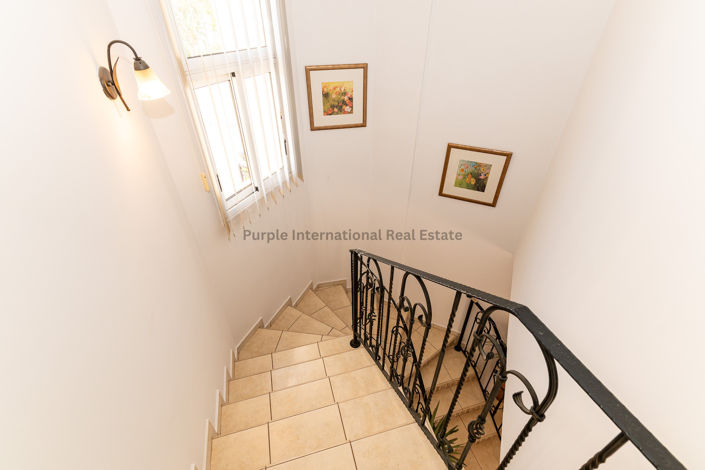 Image No.12-3 Bed Villa for sale