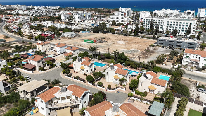 Image No.7-3 Bed Villa for sale